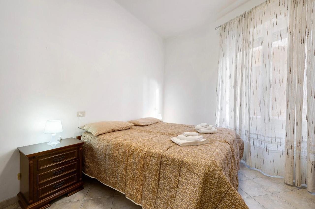 Casa Rosa Apartman Loano Kültér fotó